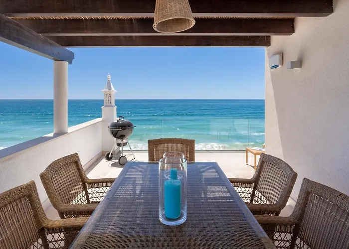 בית נופש Sol E Mar סלמה